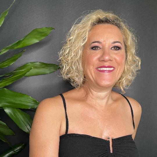 Retrato de Guillerma Fernández, paciente de Clínica Dental Fades